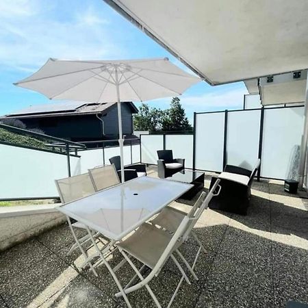 Appartement 4 Personnes Proche Lac Saint Point Montperreux Esterno foto